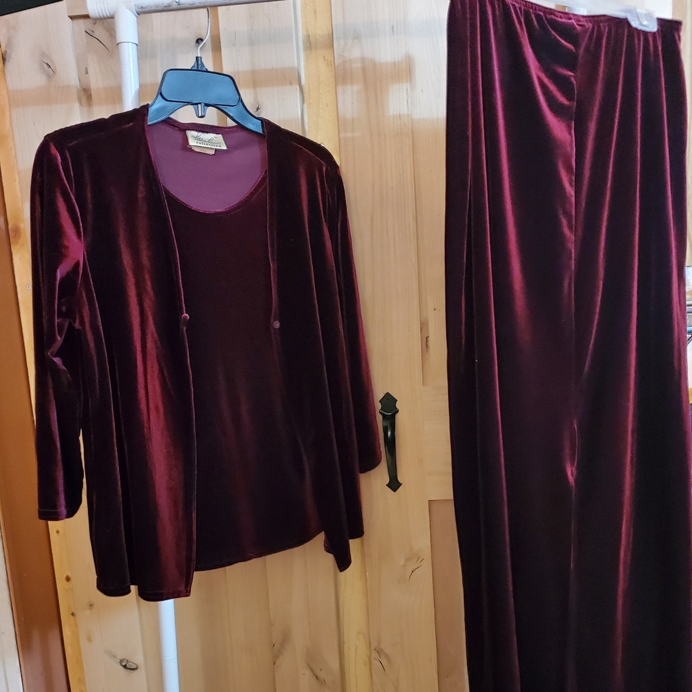 Vintage Kathy Lee Velour Skirt Set